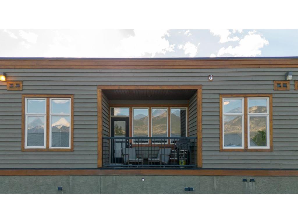 The Grizzly House I Sleep 7 I Patio & Bbq I 55 Tv Apartamento Invermere Exterior foto